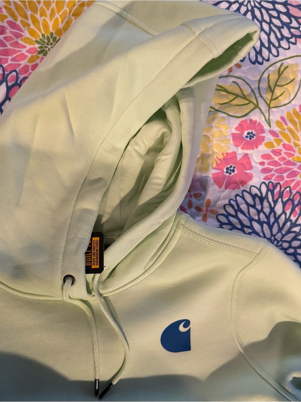 NWT medium women’s Carhartt hoodie sweatshirt - Picture 4 of 4